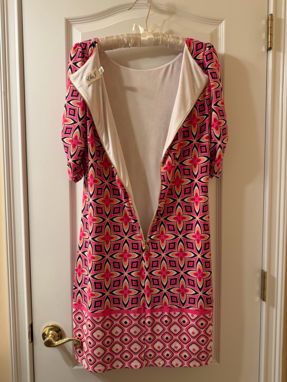 NWOT Eliza J Pink and Black Geometric Half Sleeve Dress Women Size 10 - Picture 4 of 11